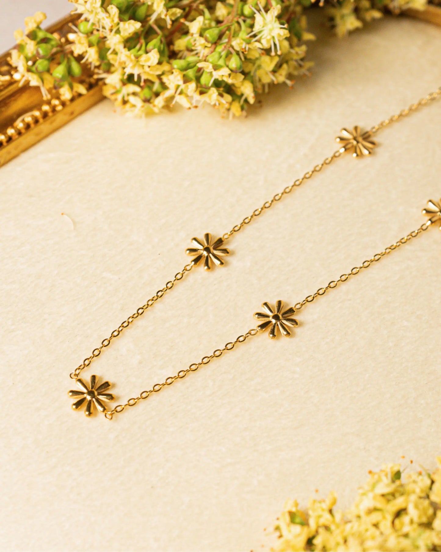 Blooma Necklace