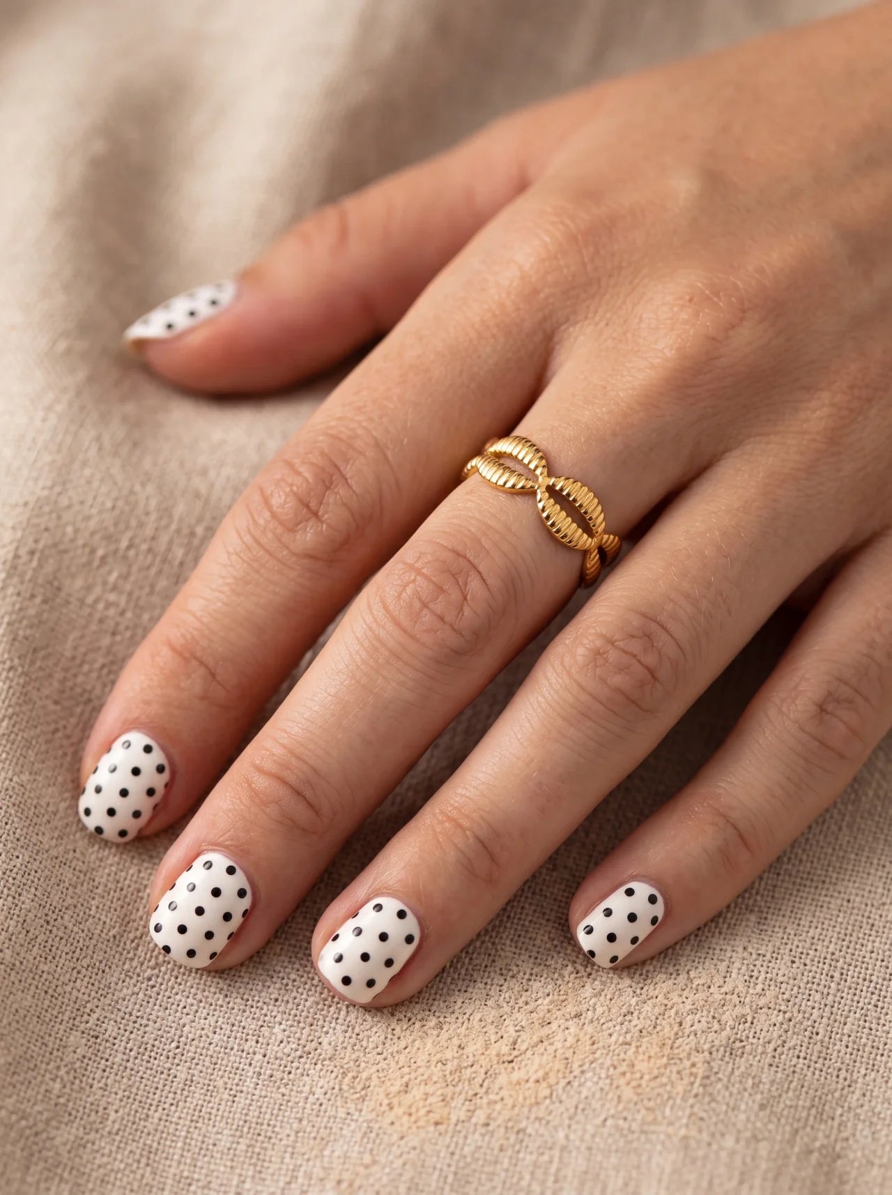Latella Ring