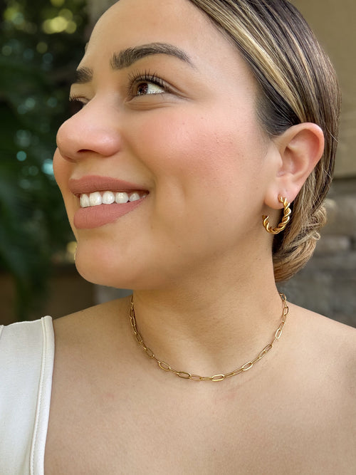 Caramia paperclip neclace