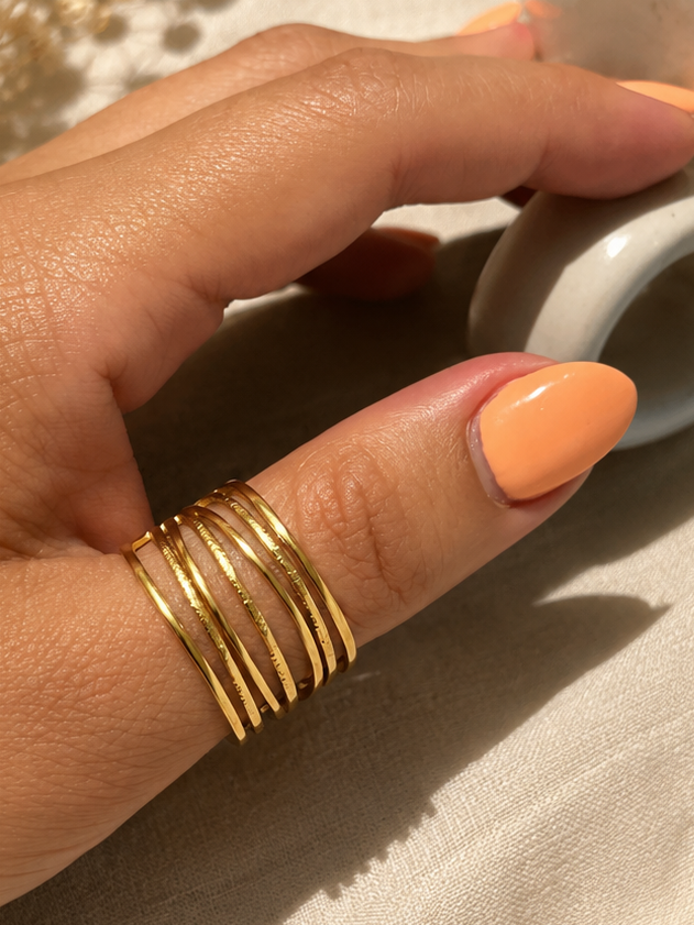 Leonela Ring
