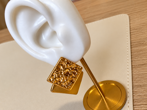Andromeda Studs
