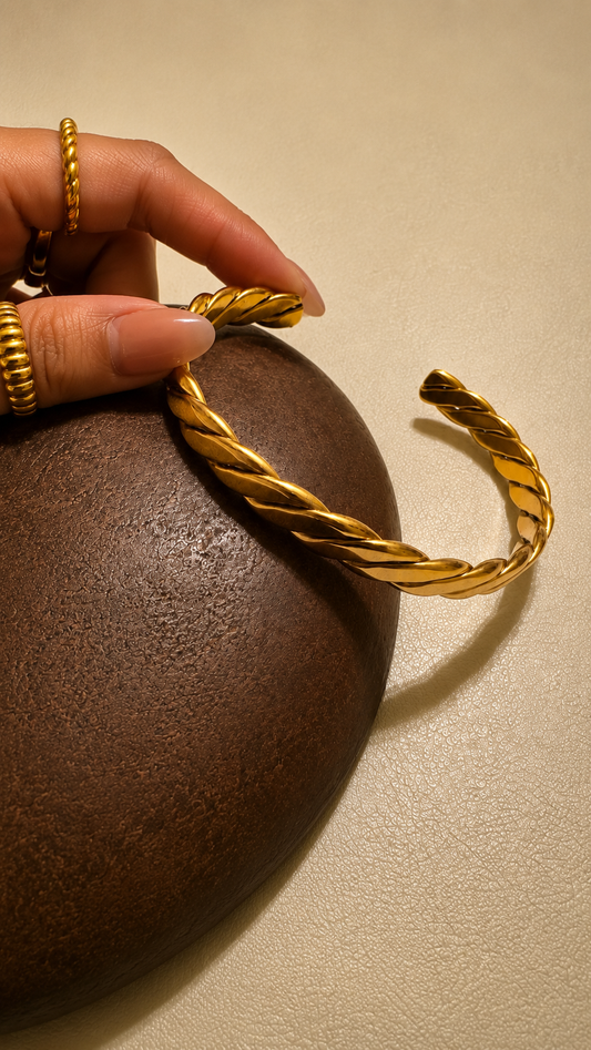 Bonita Braid Cuff