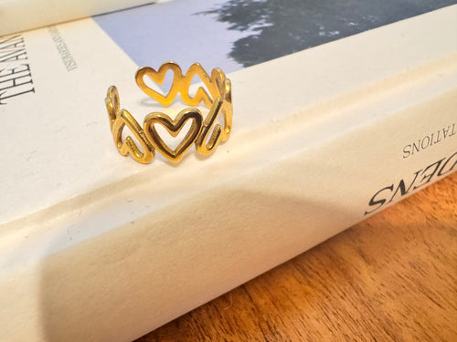 Corazona Ring